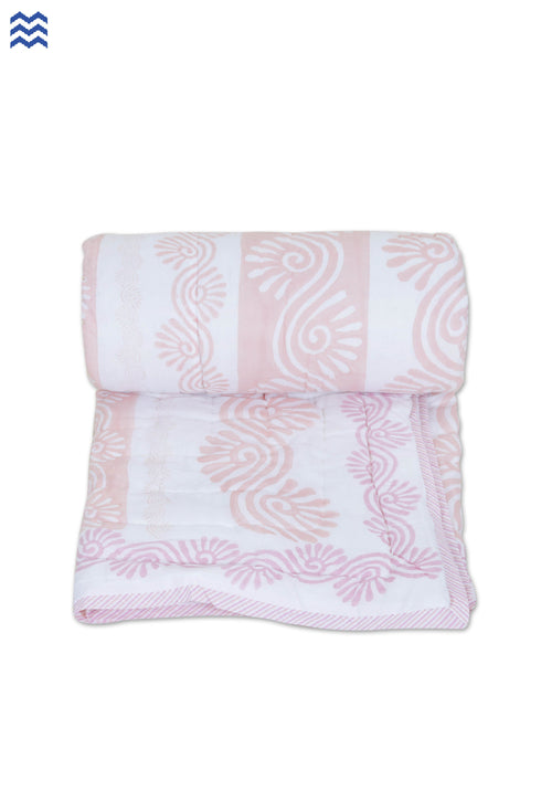 Mulmul Cotton Quilt In Graphic Block Print