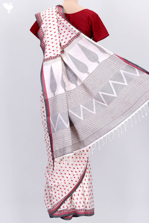 Bengal Cotton Saree In Paisley Block Print