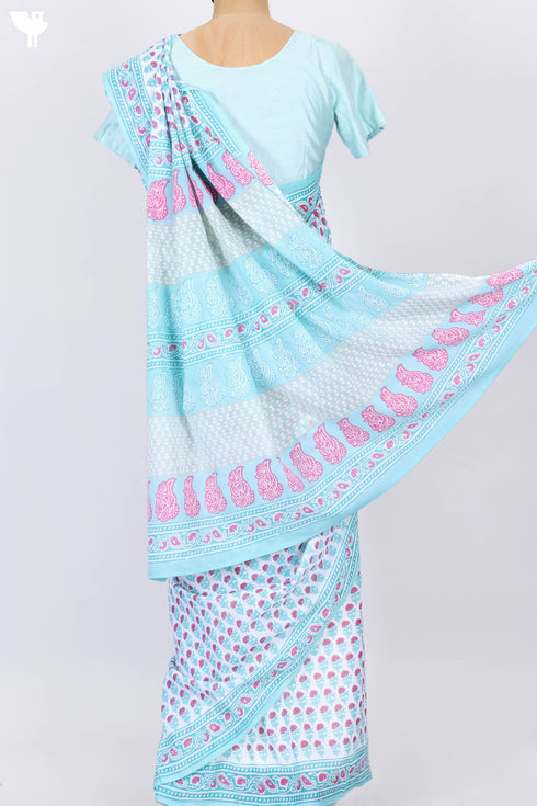 Mulmul Cotton Saree In Floral Block Print