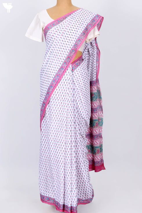 Mulmul Cotton Saree In Floral Block Print