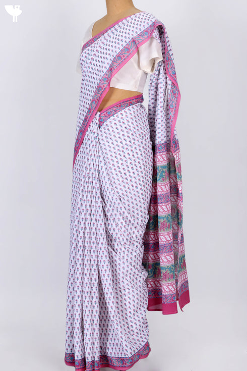 Mulmul Cotton Saree In Floral Block Print