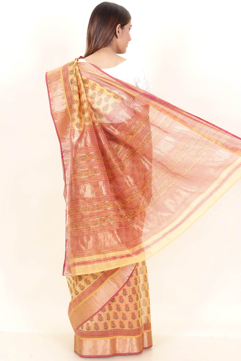 Maheshwari Saree In Floral Block Print
