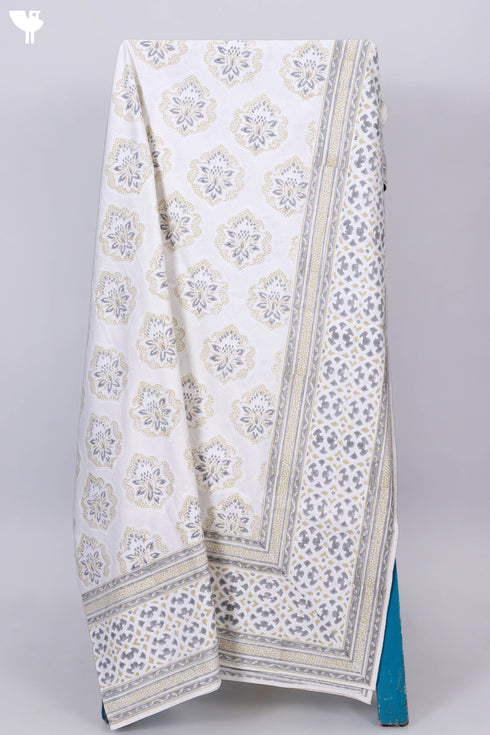 20s Cotton Bed Cover In Graphic Block Print