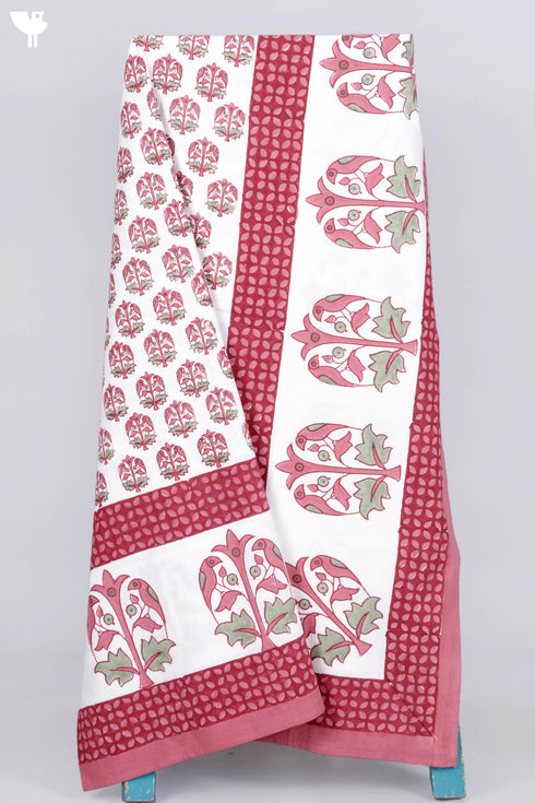 20s Cotton Bed Cover In Statement Block Print