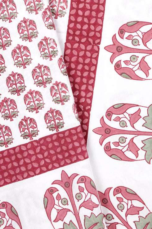 20s Cotton Bed Cover In Statement Block Print