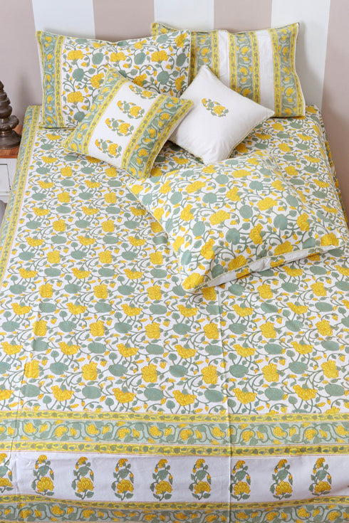 40s Cotton Pillow Cover in Floral Print