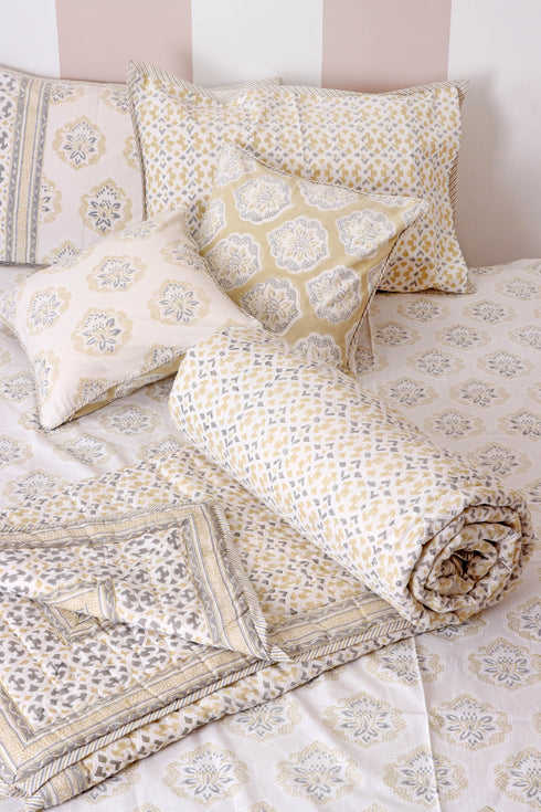 Mulmul Cotton Dohar In Graphic Block Print