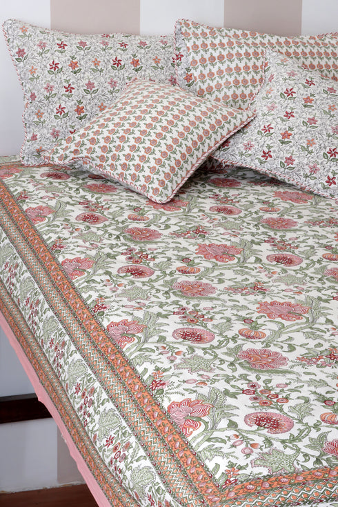 40s Cotton Pillow Cover in Floral Print