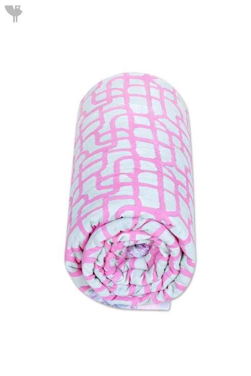 Mulmul Cotton Quilt In Graphic Block Print