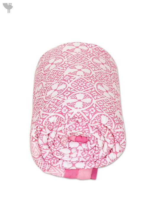 Mulmul Cotton Quilt In Geometric Block Print