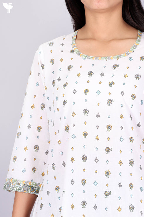 Cambric Cotton Kurta And Pant Set In Graphic Print