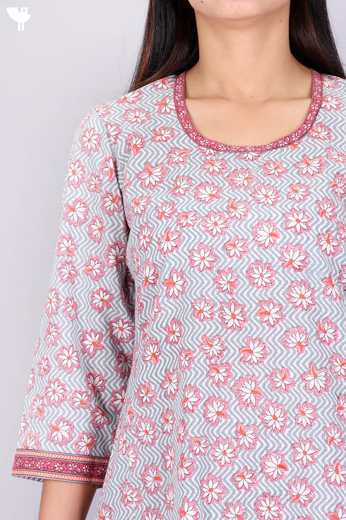 Cambric Cotton Kurta And Pant Set In Floral Print
