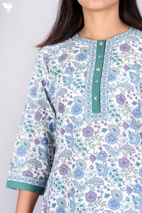 Cambric Cotton Kurta And Pant Set In Floral Print
