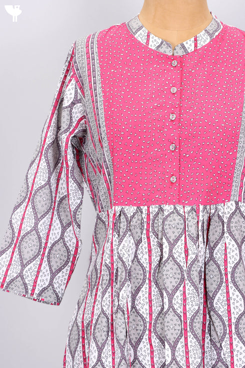 Cambric Cotton Kurta And Pant Set In Graphic Print