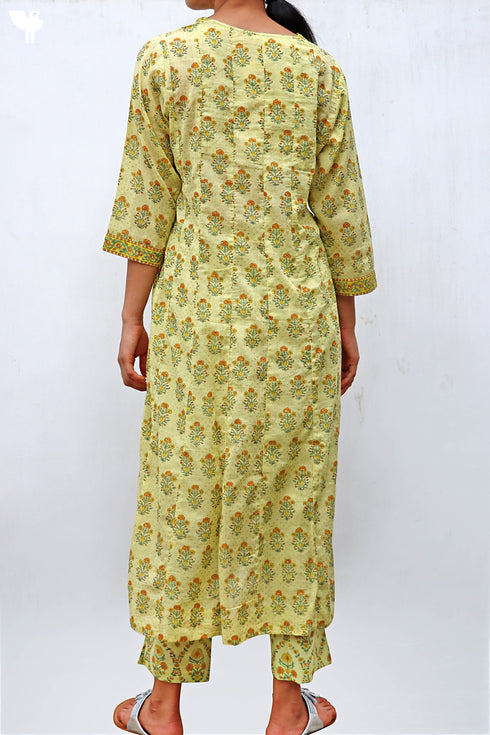 Mulmul Cotton Kurta And Pant Set In Gold Block Print