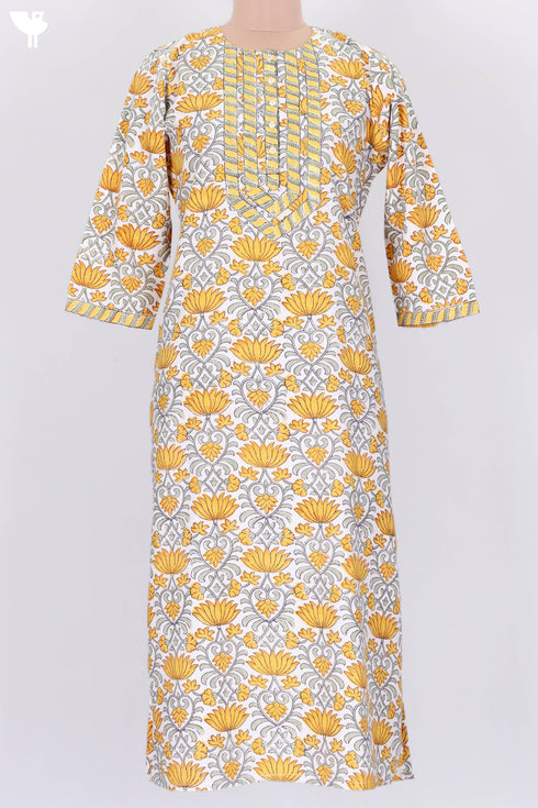 Bizzy Lizzy Kurta With Chiffon Dupatta in Floral Block Print