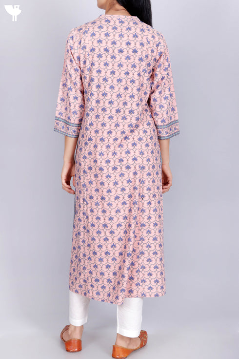 Bizzy Lizzy Kurta With Chiffon Dupatta in Floral Block Print