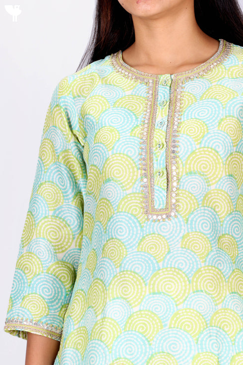 Chanderi Silk Kurta Dupatta Set In Gold Block Print