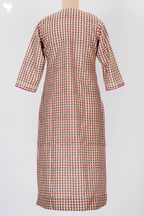 Chanderi Silk Kurta Dupatta Set In Striped Print