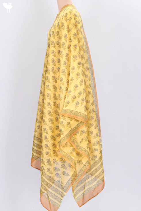 Bhagalpur Cotton Kurta With Chanderi Dupatta In FloralBlock Print