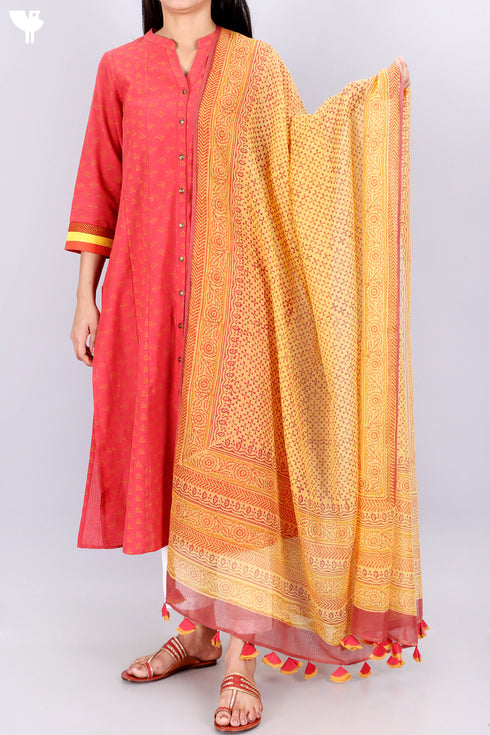Khaadi Kurta And Kota Dupatta Set In Block Print