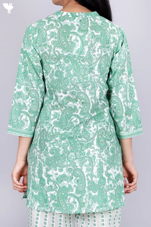 Cambric Cotton Top In Paisley Print