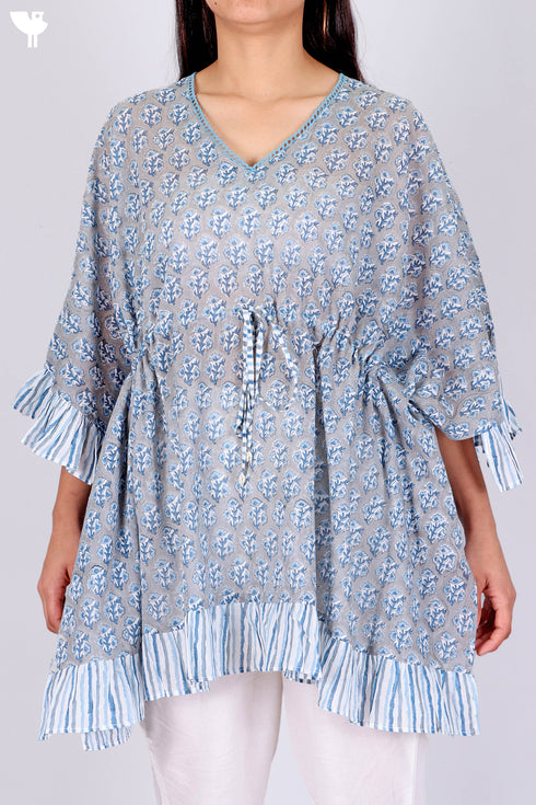 Mulmul Cotton Poncho TopIn Floral Block Print