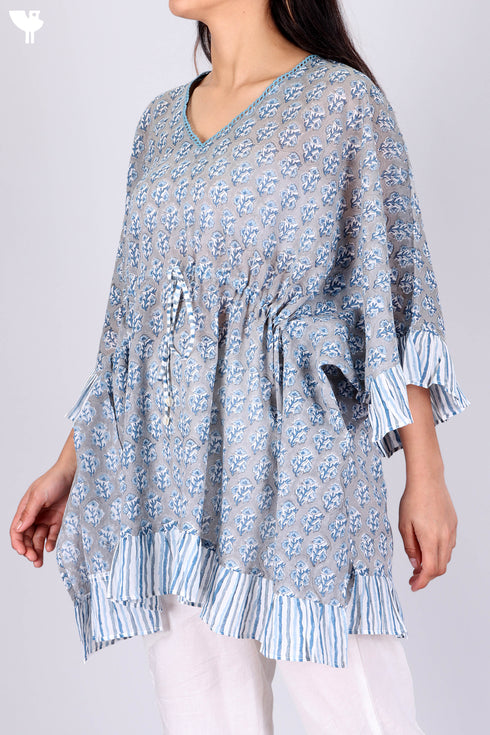 Mulmul Cotton Poncho TopIn Floral Block Print