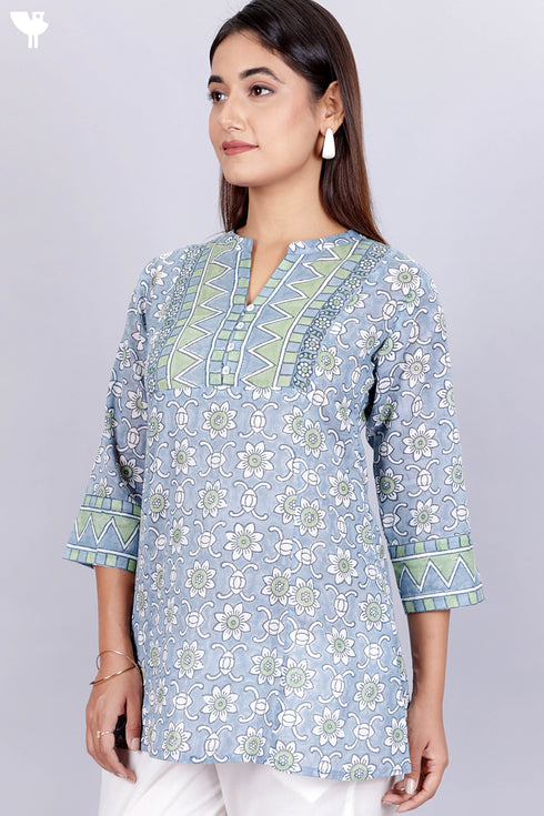 Mulmul Cotton Top In Floral Block Print