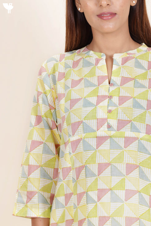Slub Cotton Top In Geometric Block Print