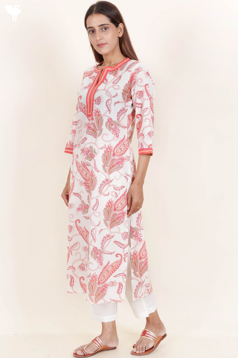 Cambric Cotton KurtaIn Paisley Print