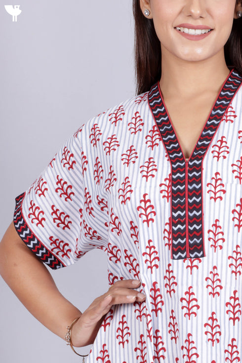 60’s Cotton V-neck Kaftan In Block Print