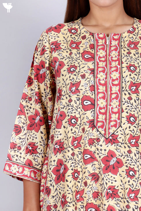 Bizzy Lizzy Full Sleeved Zip Kaftan In Floral Block Print
