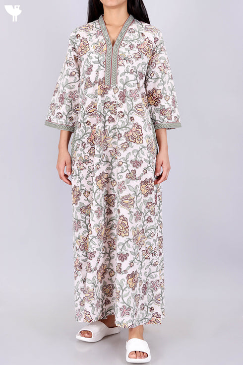 60’s Cotton V-Neck Sleeved Kaftan In Floral Print