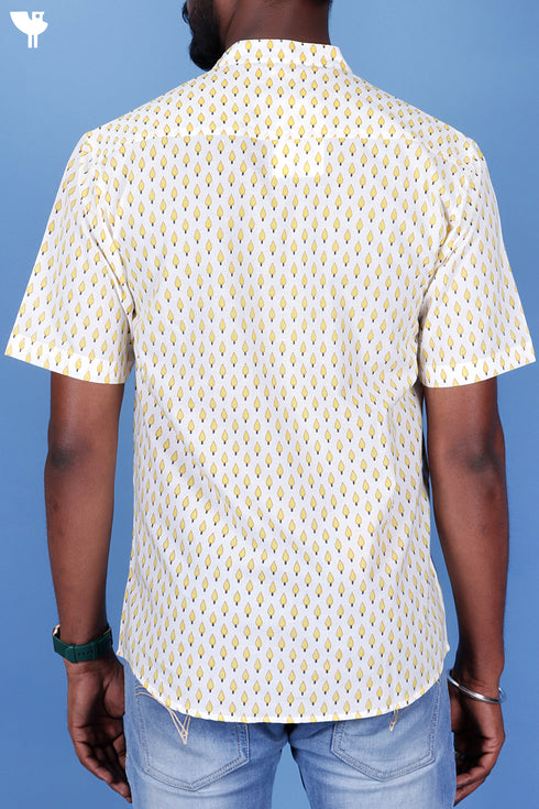 Slim Fit Cambric Cotton Men’s Half Sleeved Shirt In Graphic Print