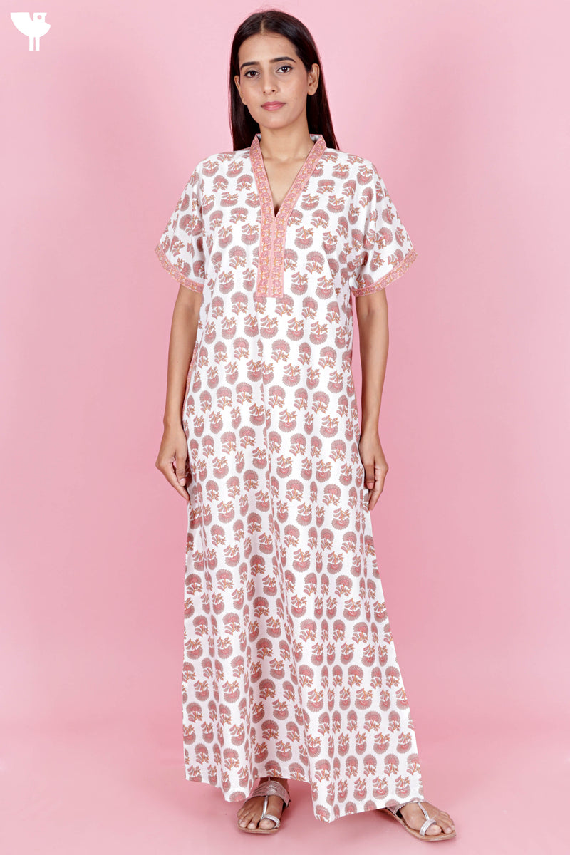 60’s Cotton V-neck Kaftan In Floral Print